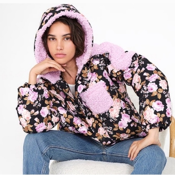 For Love And Lemons Jackets & Blazers - NWT For Love & Lemons Floral Sherpa Jacket - Size XS